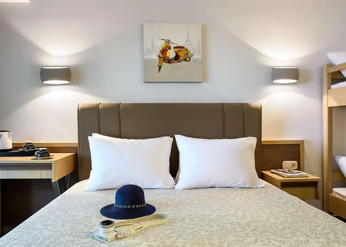 Philoxenia Resort 4*