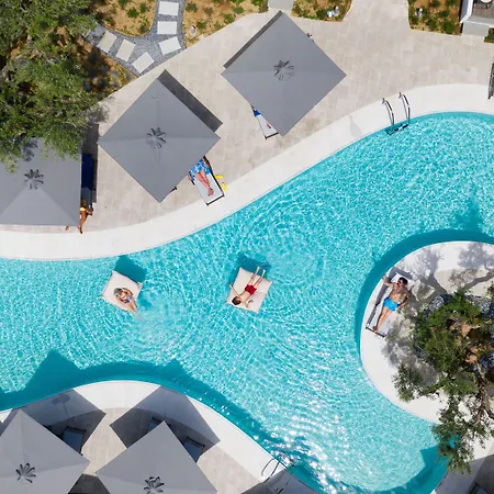 Resort Philoxenia 4*