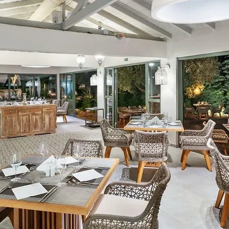 Philoxenia Resort 4*