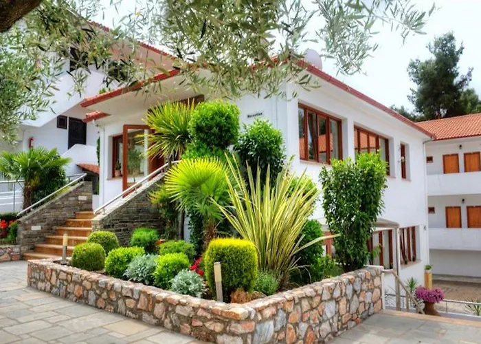 Philoxenia Resort 4*