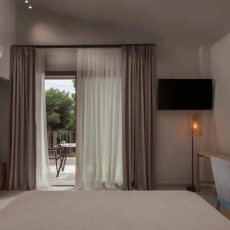 Philoxenia 사코우디아